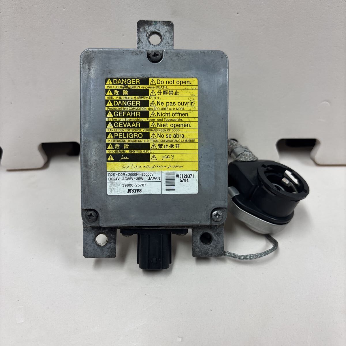 いすゞ　日野　中古ディスチャージバラスト、バルブセット いすゞ 日野 中古ディスチャージバラスト、バルブセット