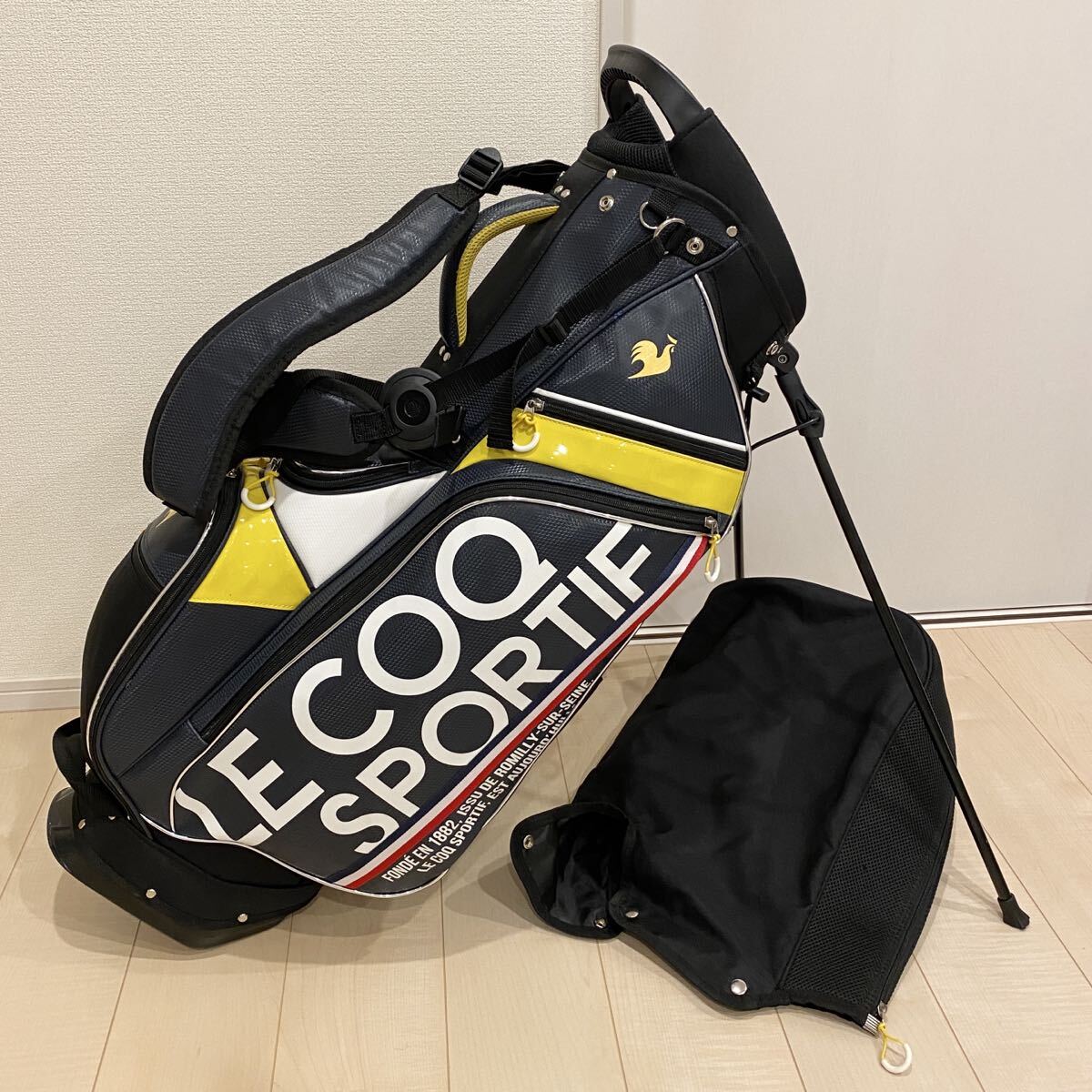Le Coq Sportif ゴルフバッグスタンド付き　中古良品 le coq sportif GOLF 在庫処分 ルコックスポルティフ ゴルフ 9.0