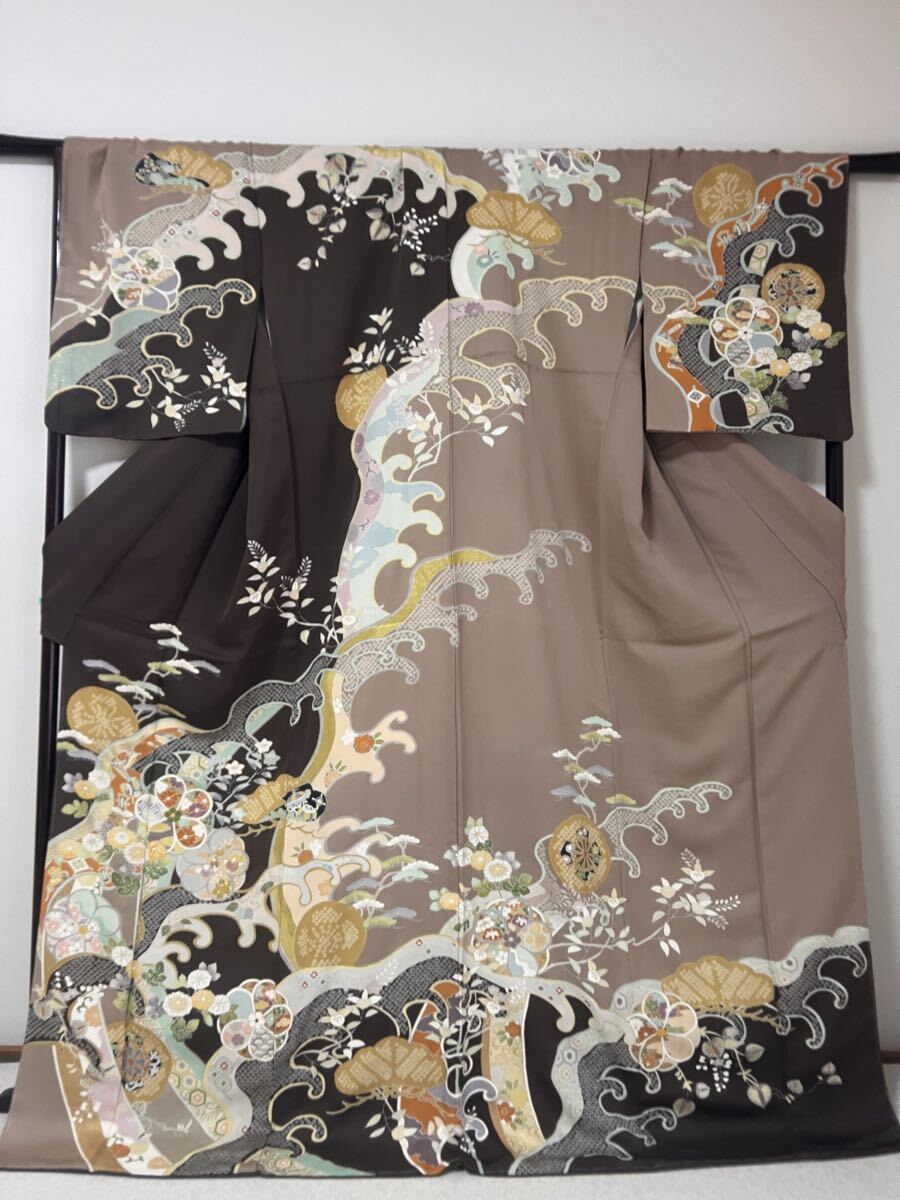 着物　京友禅作家☆米沢新之助　訪問着　刺繍　正絹　逸品 着物 京友禅作家☆米沢新之助 訪問着 刺繍 正絹 逸品