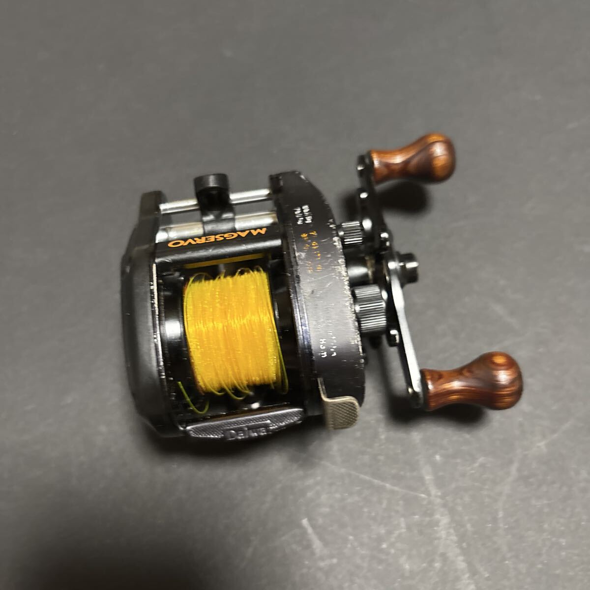 ダイワ マグサーボSS-10 オールドダイワ Yahoo!オークション -「マグサーボss10」(ダイワ) (ベイトリール)の