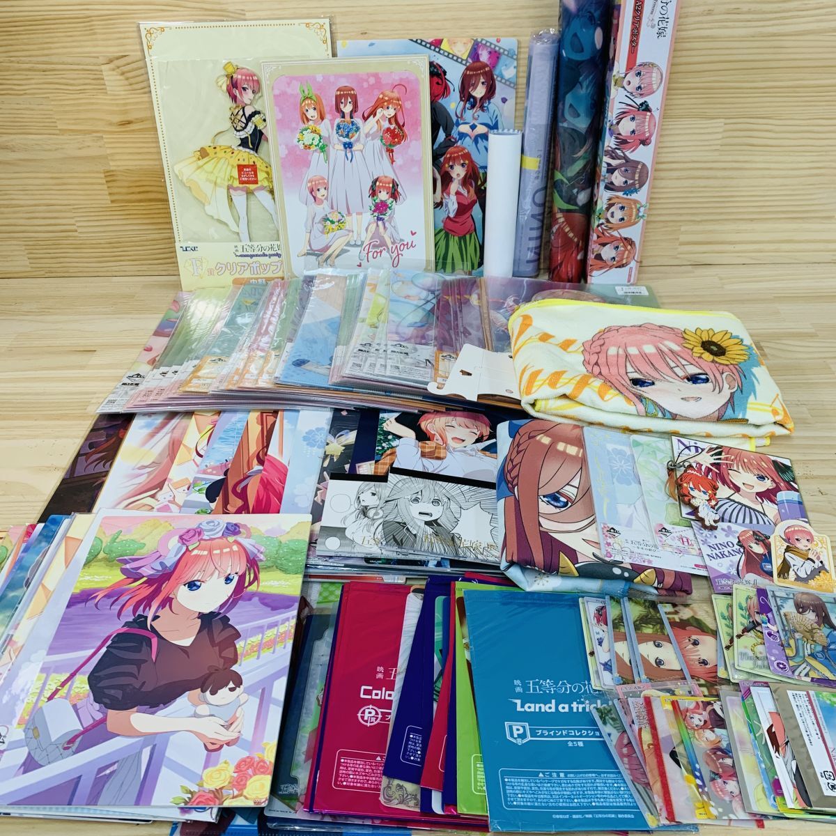 2025年最新】Yahoo!オークション -五等分の花嫁∽ 色紙の中古品・新品