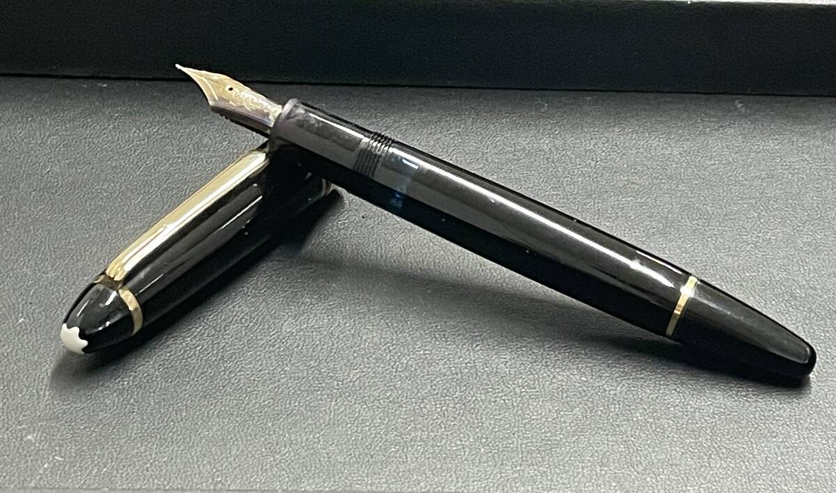 未使用Montblanc 万年筆 黒 専用ケース付き 2025年最新】Yahoo!オークション - モンブラン(万年筆 筆記用具