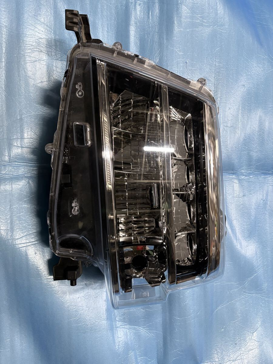 アトレー S710v ヘッドライト右中古品 ジャンク扱い Yahoo!オークション -「アトレー ヘッドライト」の落札相場