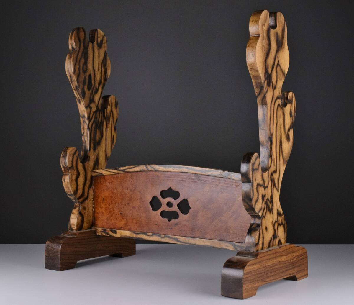 古書　刀剣　まとめ売り　骨董品　アンティーク 刀 | 甲冑・兜・鎧などの骨董品販売・買取の大名