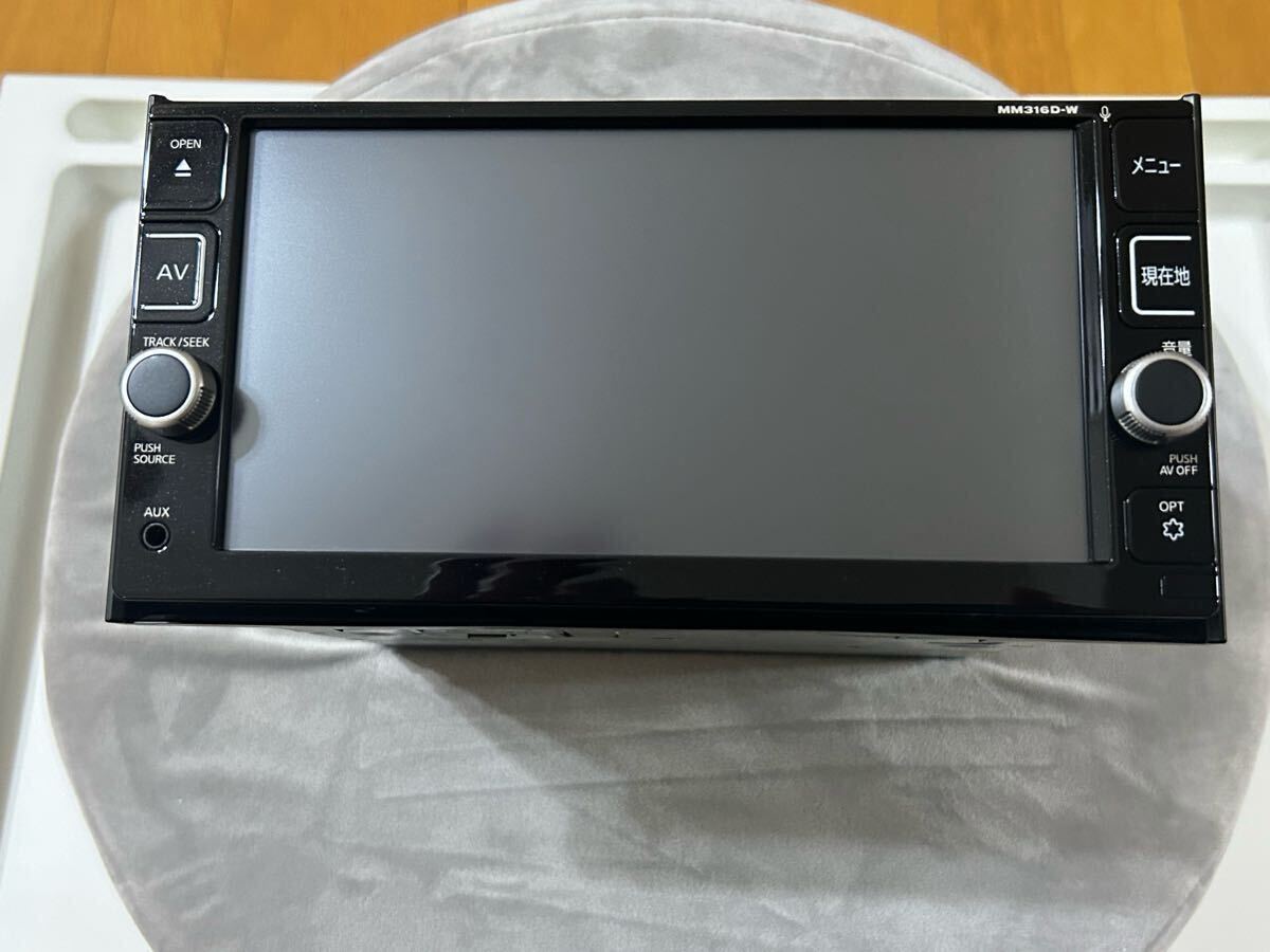 MM316d-w ナビ(navigation) 送料無料 即決 保証 美品 ニッサン純正 メモリナビ 7インチ