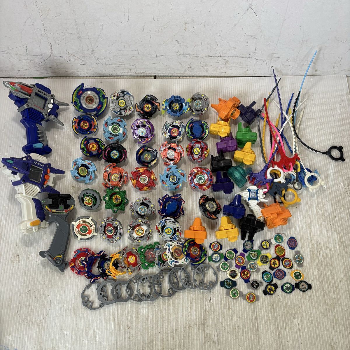 Yahoo!オークション -「ベイブレード まとめ」の落札相場・落札価格