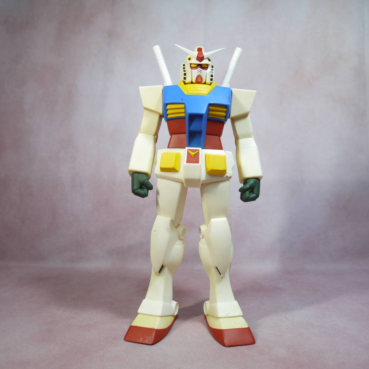 初代　機動戦士ガンダム　フィギアセット　ソフビ（オマケ付き） 初代 機動戦士ガンダム フィギアセット ソフビ（オマケ付き