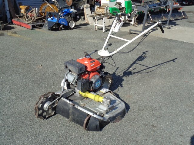 ウイングモア 自走式草刈機 WM726TL 三菱ガソリンエンジンGB180 ウイングモア 自走式草刈機 WM726TL 三菱ガソリンエンジンGB180 - メルカリ