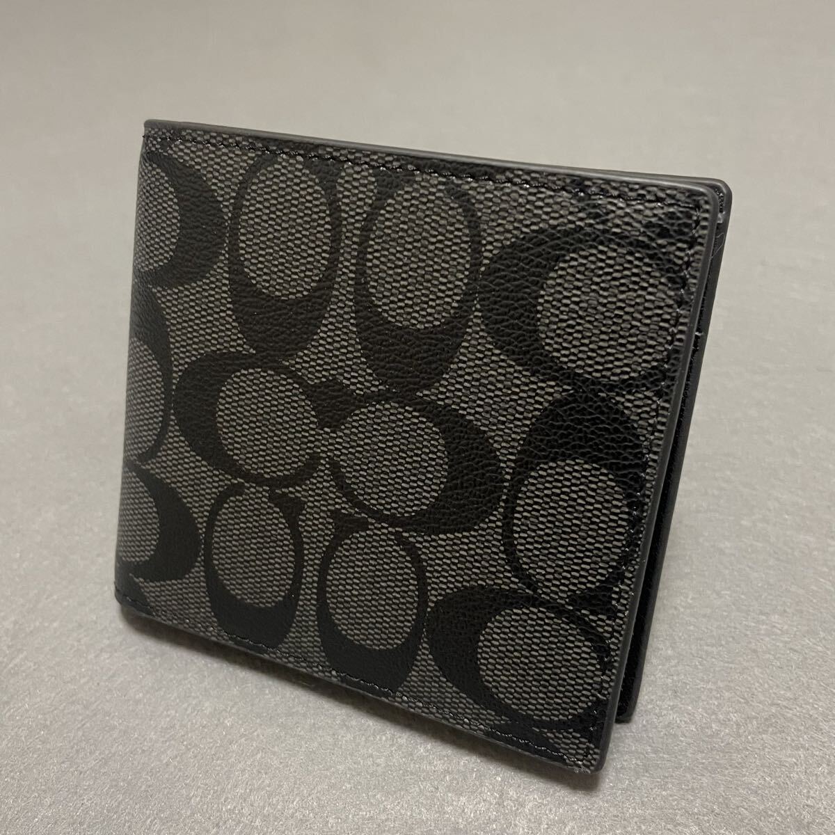 未使用♡COACHコーチシグネチャーマネークリップ折り財布 2025年最新】Yahoo!オークション -コーチ 二つ折り財布の中古品