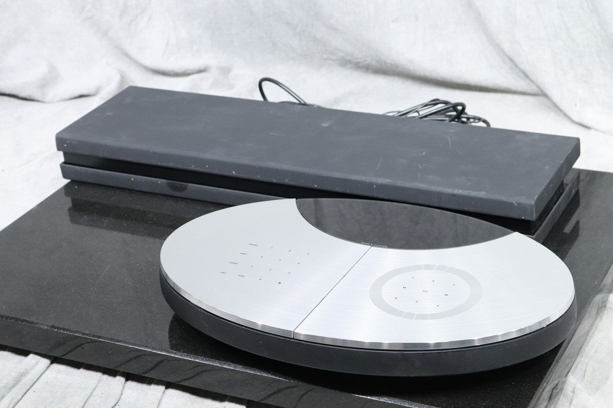 Bang＆Olufsen バング&オルフセン　BeoCenter2　スタンド B&O BeoCenter 2 Floor stand - Aluminium