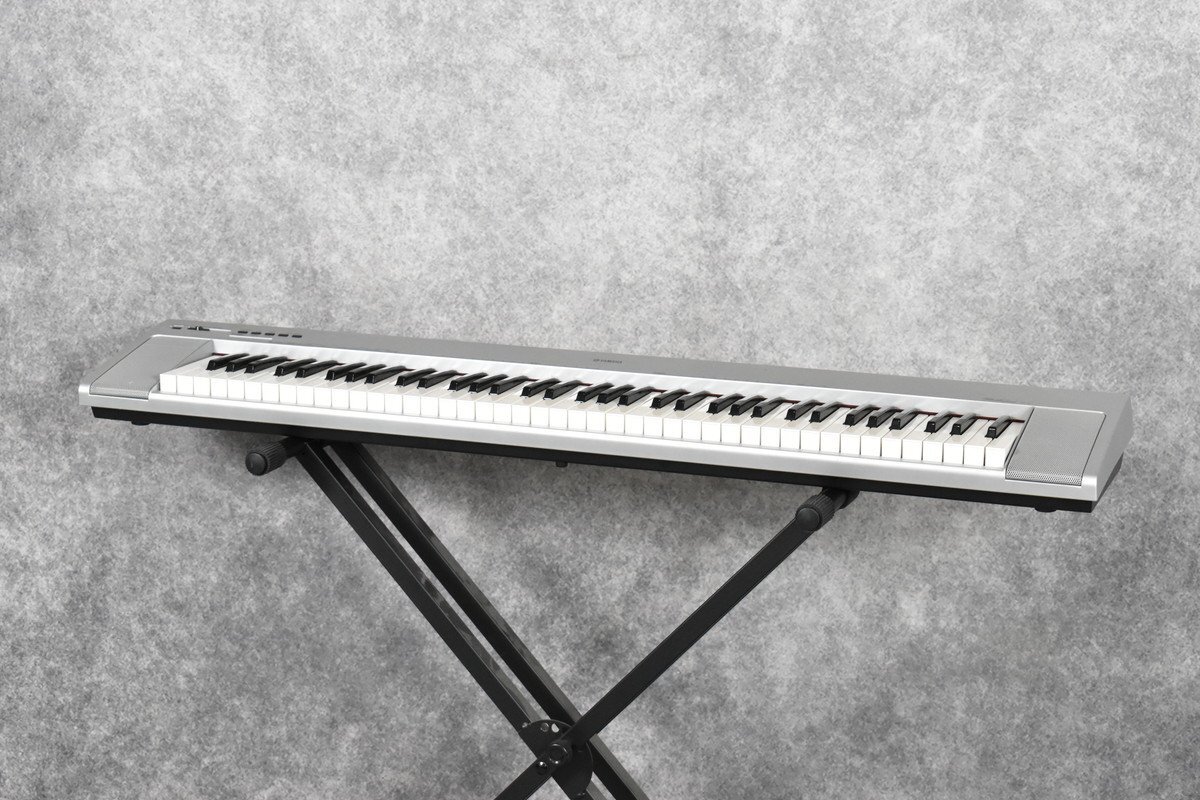Yamaha Portable Grand NP-30 電子ピアノ　2011年製 Yamaha Portable Grand NP-30 電子ピアノ 2011年製 Yamaha NP30