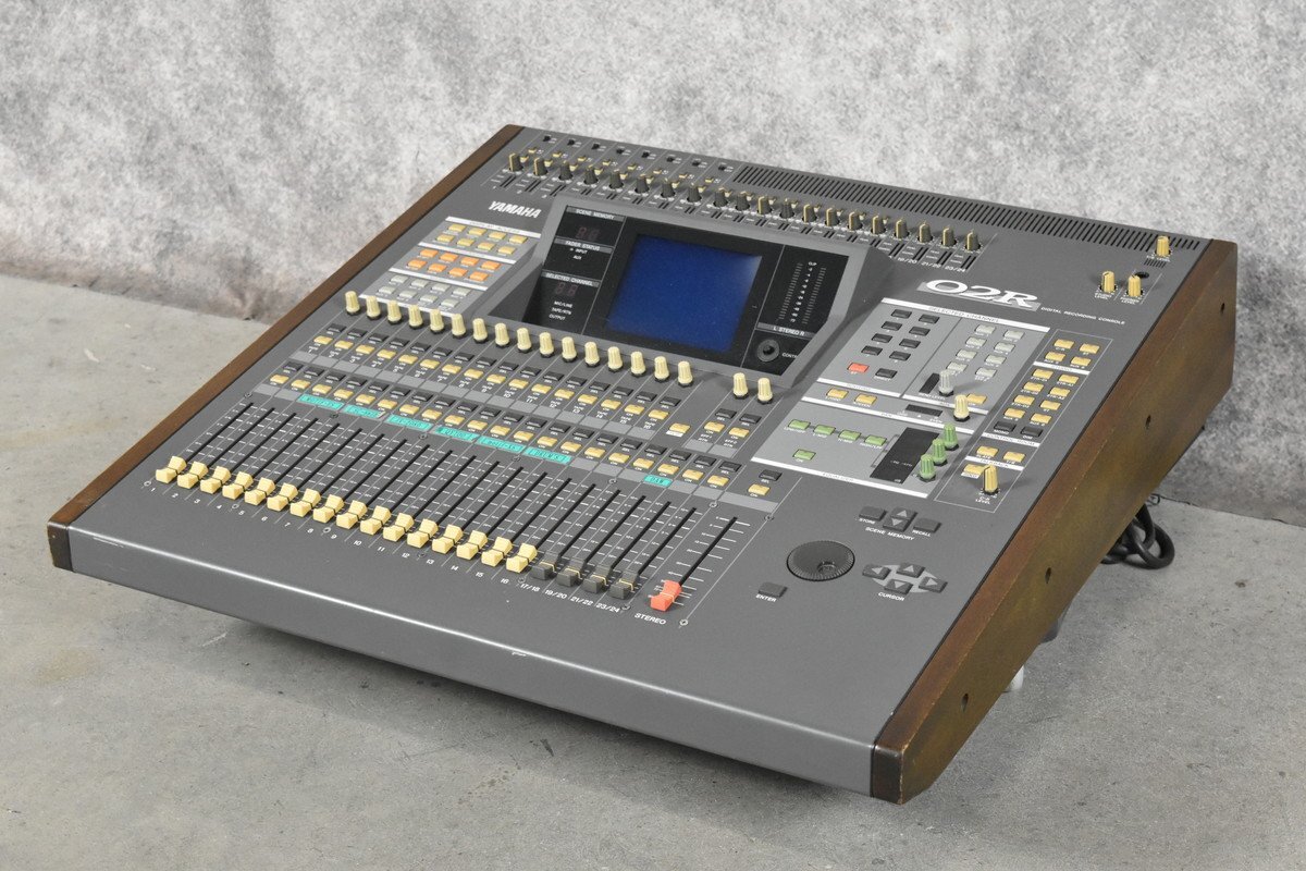 Yahoo!オークション -「yamaha 02r」の落札相場・落札価格