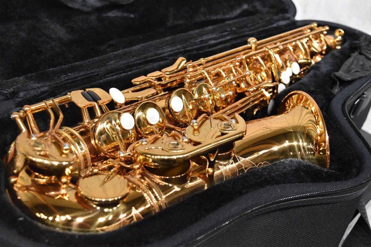 アンティグア　アルトサックス　金メッキ　美品　ANTIGUA ALTO SAX アルトサックス 金メッキ スタンダード 軽量ケース 美品 ALTO SAX GP