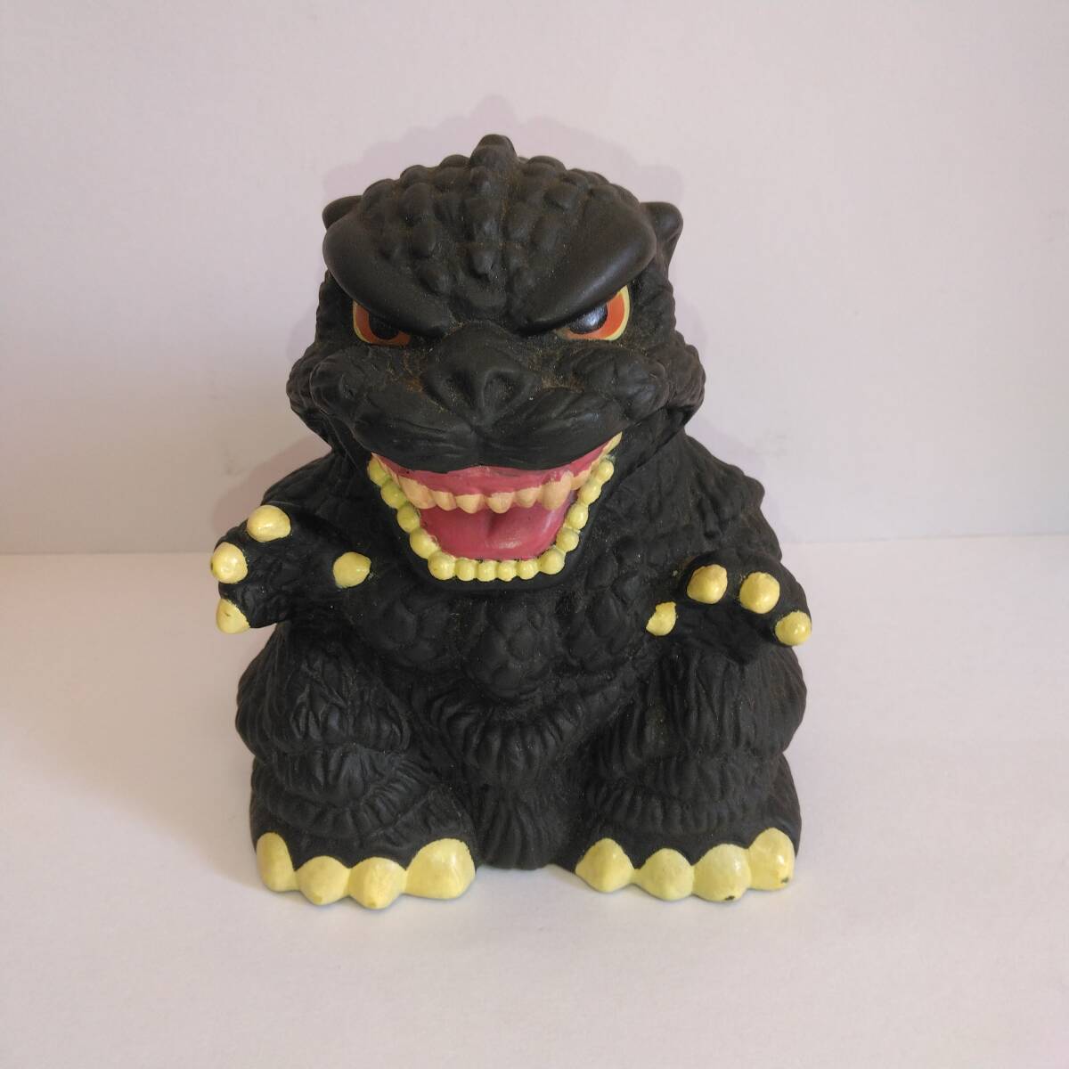 Yahoo!オークション -「ゴジラソフビ貯金箱」の落札相場・落札価格