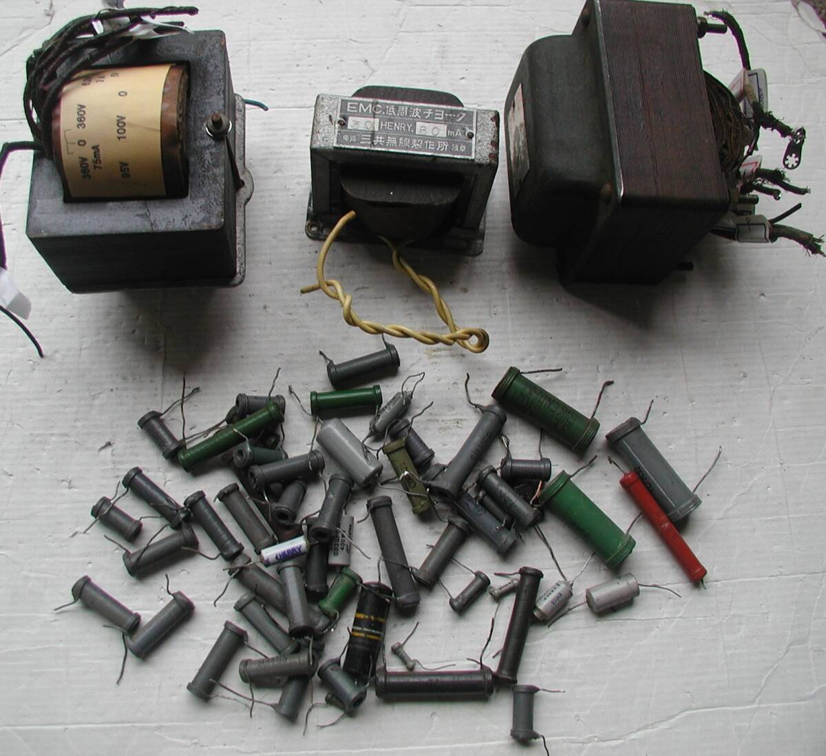 真空管機器（ラジオ・アンプなど）用の電子部品一式 TA-S011.jpg