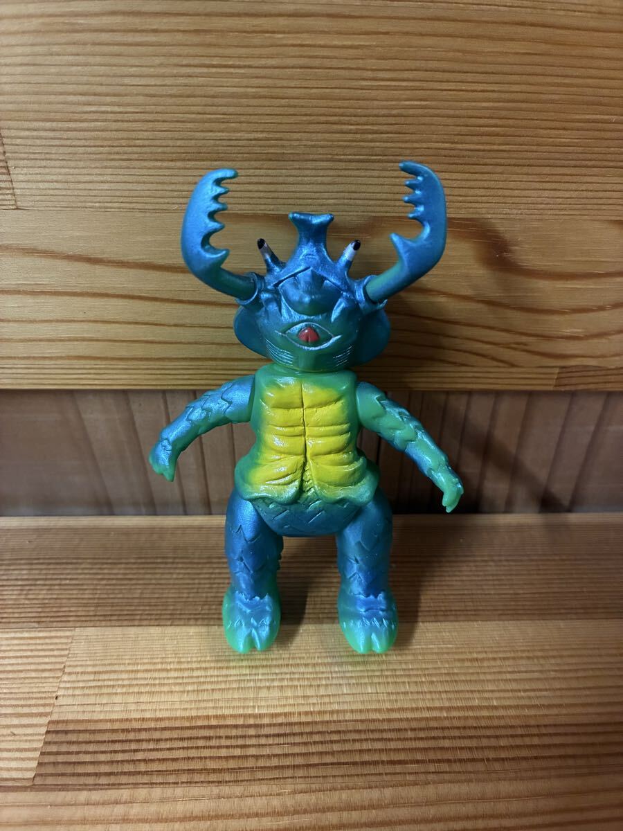 当時物　旧バンダイ　仮面ライダー怪人　カメストーン　ソフビ Yahoo!オークション - 当時物 旧バンダイ カメストーン 仮面