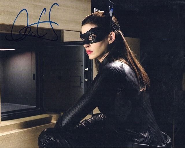 クリスチャン・ベール&アン・ハサウェイ 直筆サイン入りフォト 「ダークナイト」 クリスチャン・ベール&アン・ハサウェイ 直筆サイン入りフォト