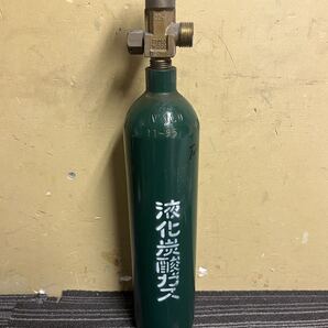 送料無料 ミドボン/CO2二酸化炭素ガスボンベ/ガス満タン1.0kg ④