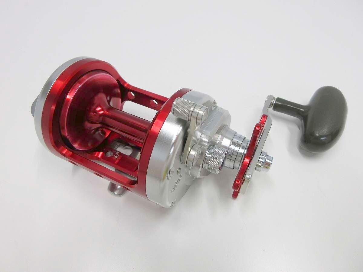Daiwa トーナメント石鯛Z50リール 赤/シルバー Daiwa トーナメント石鯛Z50リール 赤/シルバー