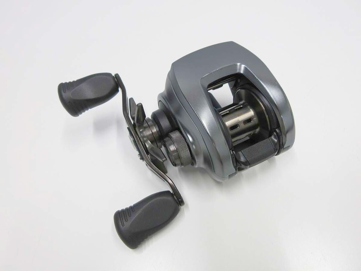 Daiwa Z2020ベイトリール ダイワ（Daiwa） Z 2020 SH BLACK LTD （右