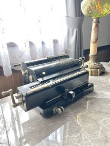 TIGER 手回し計算機 アンティーク 昭和レトロ ヴィンテージ 計算機