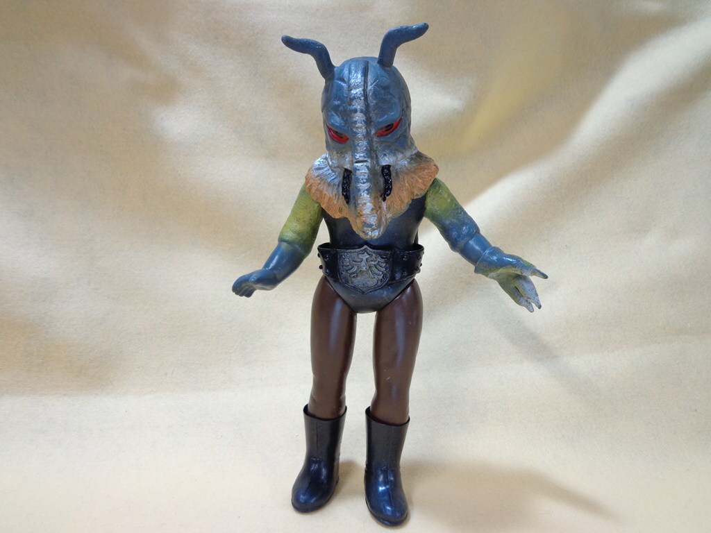 Yahoo!オークション -「仮面ライダー怪人ソフビ」の落札相場・落札価格