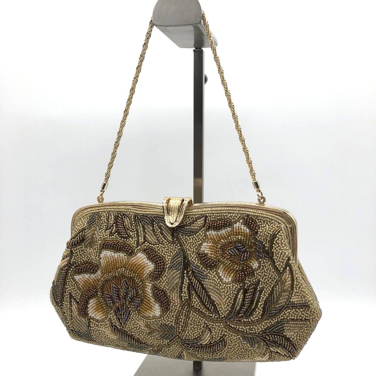 極美品 ビーズバッグ　大きめ バラ　ゴールド　両面 ハンドバッグ　昭和レトロ 極美品 ビーズバッグ 大きめ バラ ゴールド 両面 ハンドバッグ