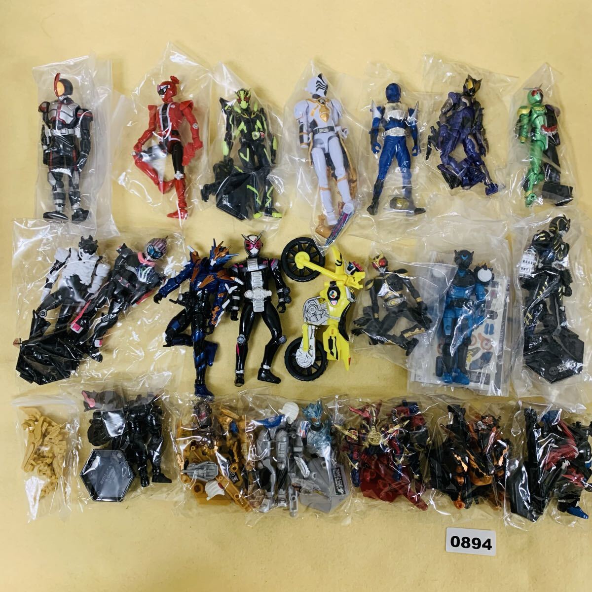 S.H.Figuarts 仮面ライダードライブ 劇場版フィギュアまとめて Yahoo!オークション -「仮面ライダー バイク」の落札相場・落札価格