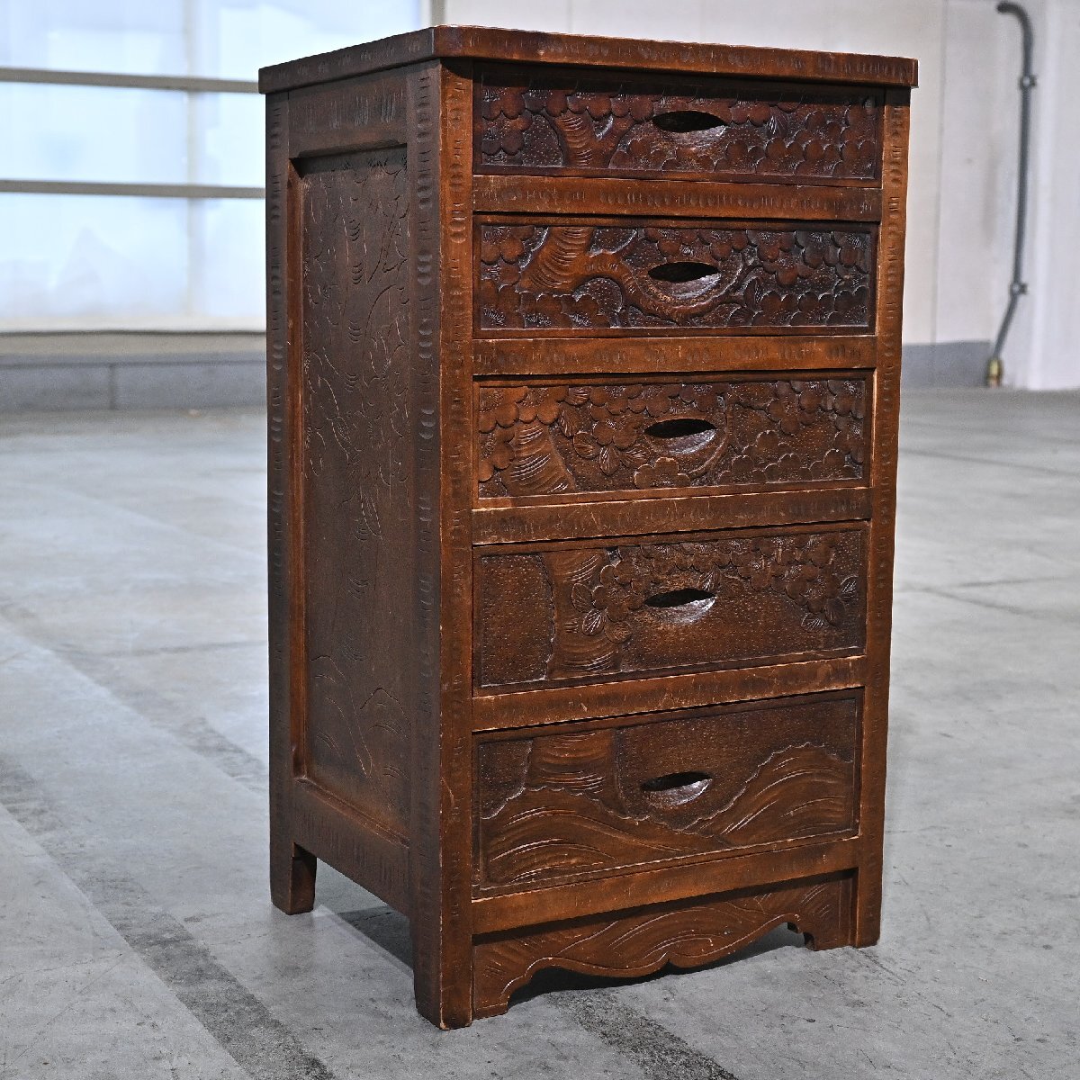 桜のタンス　和ダンス 和ダンス（三段たんす）｜株式会社さくらほりきり