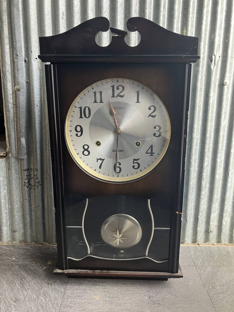 昭和レトロ　壁掛け時計　柱時計　ぜんまい式　SEIKO セイコー レトロ SEIKO QUARTZ 壁掛け時計 - メルカリ