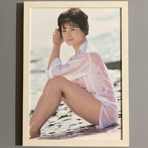 ■由美かおる■「セクシーグラビア」/A4額装品/撮影)池谷朗/Yシャツ/着エロ/美乳/女優/昭和レトロ/貴重写真/印刷物/インテリア G792s