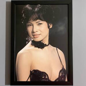 ■由美かおる■「セクシーグラビア」/A4額装品/撮影)池谷朗/ランジェリー/美乳/女優/昭和レトロ/貴重写真/印刷物/インテリア G348s