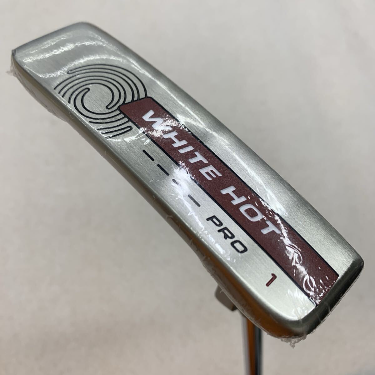 ODYSSEY ✨未使用✨WHITE HOT VERSE パター　カバー付き ODYSSEY（キャロウェイゴルフ） 「送料無料(北海道・沖縄を除く