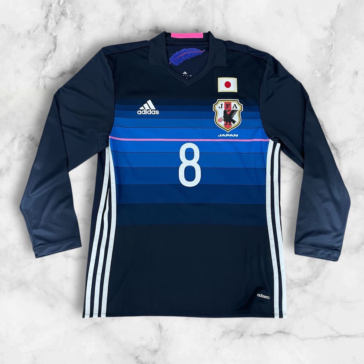 新品に近い　なでしこジャパン　オーセンティック長袖ユニフォーム　Mサイズ Amazon | adidas(アディダス) 日本代表 オーセンティック