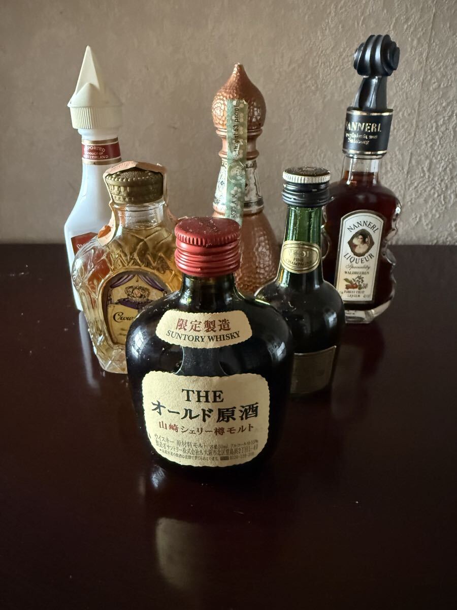 ミニボトル古酒　ウイスキーブランデージンスピリッツ他75本 未開栓 ミニボトル 24本セット ウイスキー ブランデー ジン 古酒