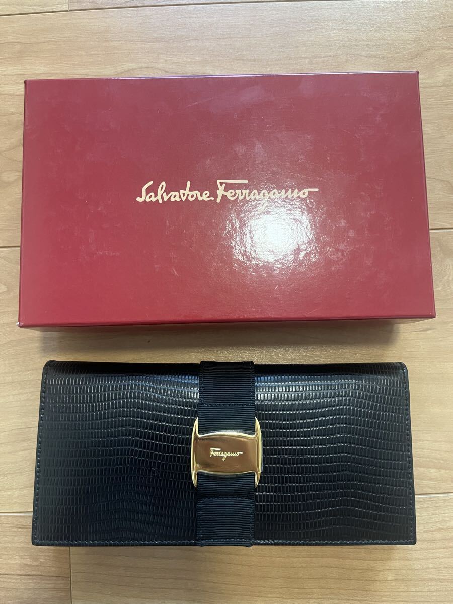 【未使用・箱付】フェラガモ ヴァラリボン 長財布 バイカラー ブラック フェラガモ 長財布 財布 レディース ヴァラ リボン ブラック