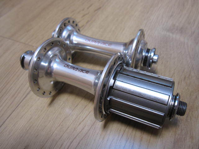 シマノ　デュラエース　7700 フロントハブ　32H シマノ デュラエース 7700 フロントハブ 32H シマノ
