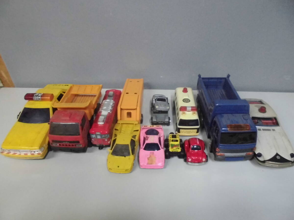 レトロミニカー トラックパトカー 昭和玩具 ネモトパトカー トヨエース？トラック 71IEluSbbaL._UF350,350_QL50_.jpg