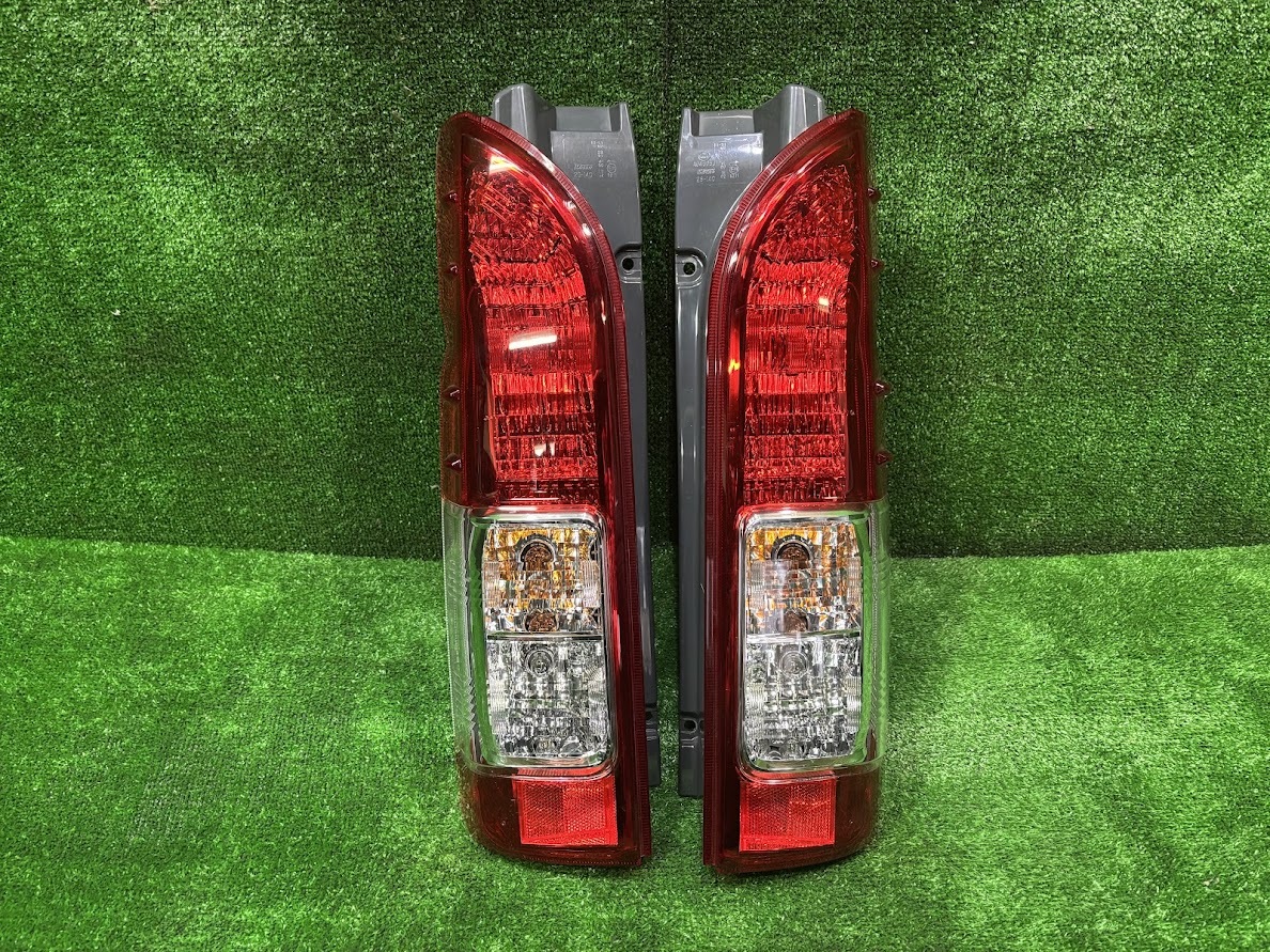 新品未使用 ハイエース200系　純正テールランプ左右セット 楽天市場】200系 ハイエース テールランプ 純正タイプ 左右