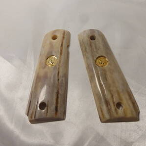 超希少コレクター品 実銃用グリップメーカーAJAX製 コルトガバメント用グリップ 本物スタッグホーン 美品