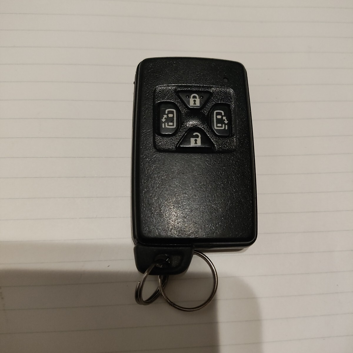 トヨタ純正スマートキー10個セット　ヴォクシーZRR70系 キーレス トヨタ純正スマートキー10個セット ヴォクシーZRR70系 キーレス