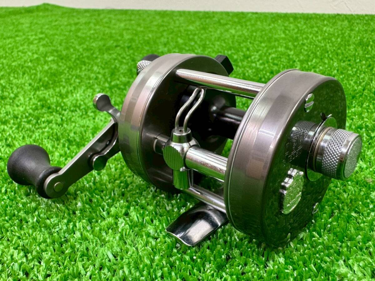 Yahoo!オークション -「2500cs」(リール) (フィッシング)の落札