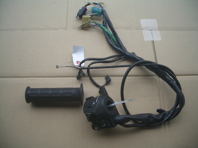 CB750-2K メインハーネスAssy☆RC42 2025年最新Yahoo!オークション -cb750 rc42 パーツ(パーツ)の中古品