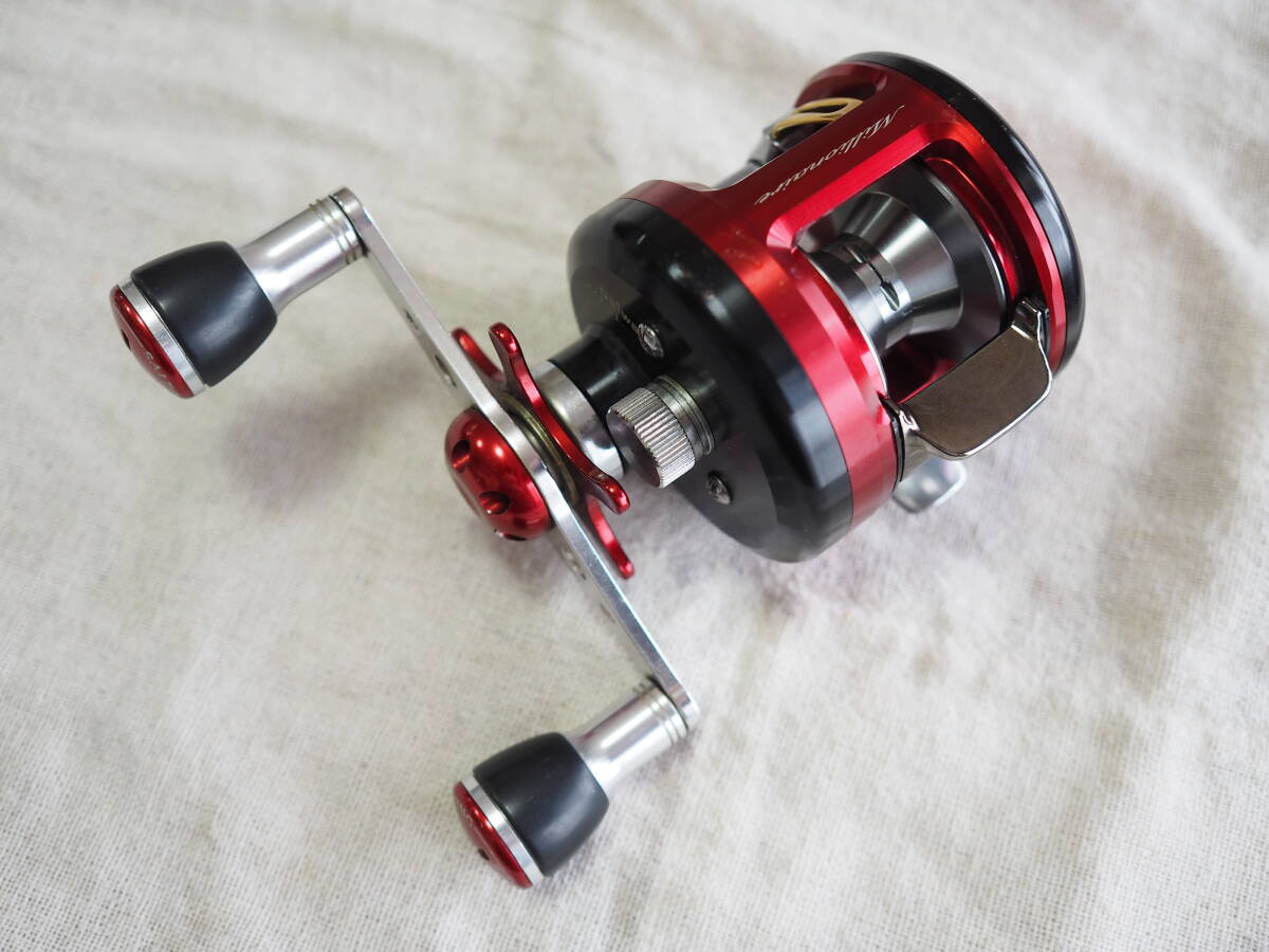 希少　美品　ミリオネアSW 203L ダイワ(Daiwa) ミリオネアSW 203 00613857｜アウトドア用品・釣り具