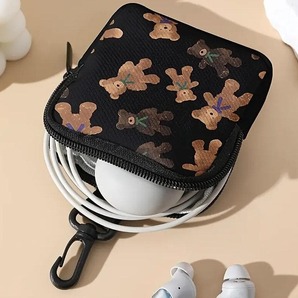 ミニポーチ くま クマ コインケース イヤホンケース 小物入 カラビナ付 69