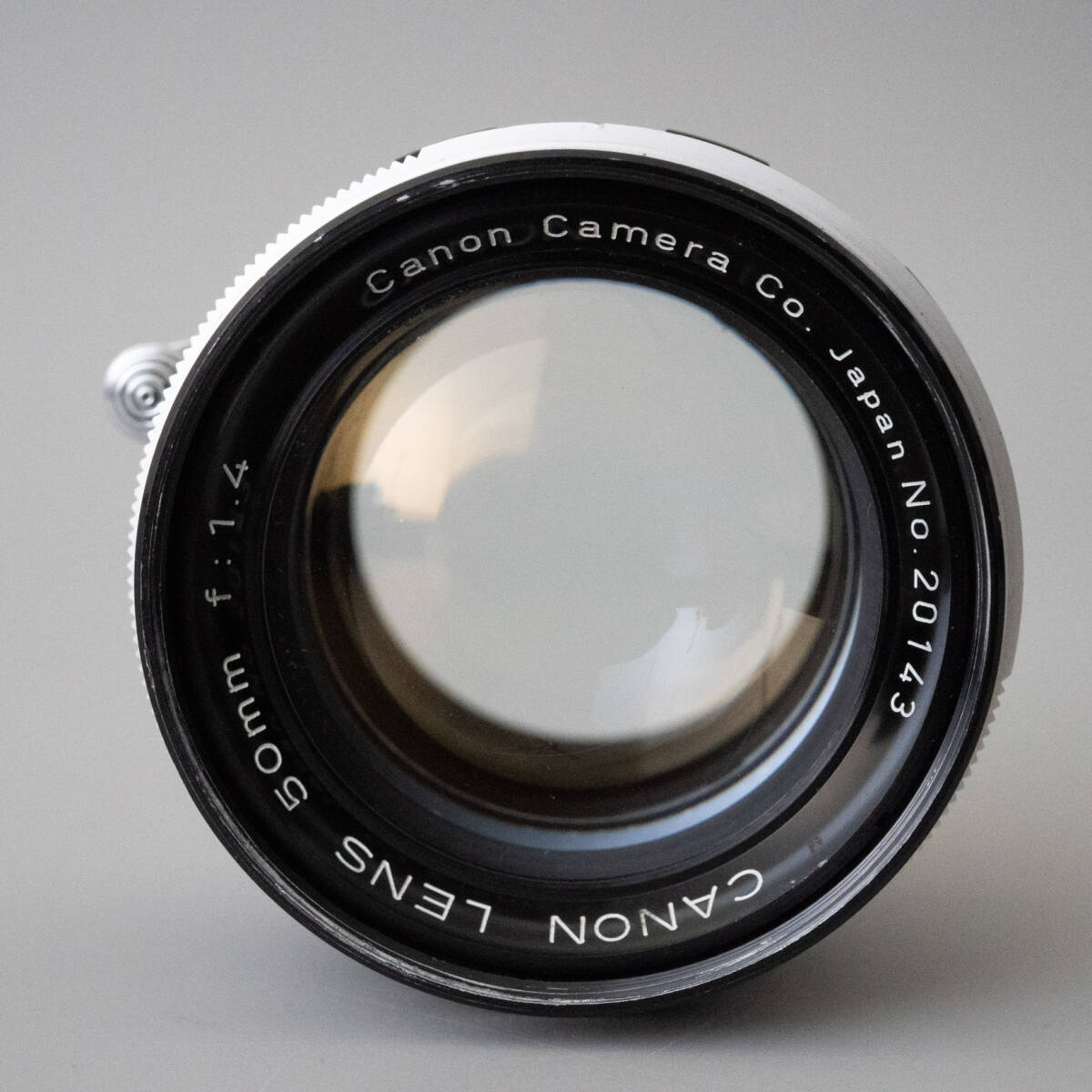 【送料無料】　単焦点レンズ　Canon 50mm f/1.4 ライカ　L39 CANON LENS 50mm f:1.4 単焦点 標準 ライカ L39 動確隅 送料無料