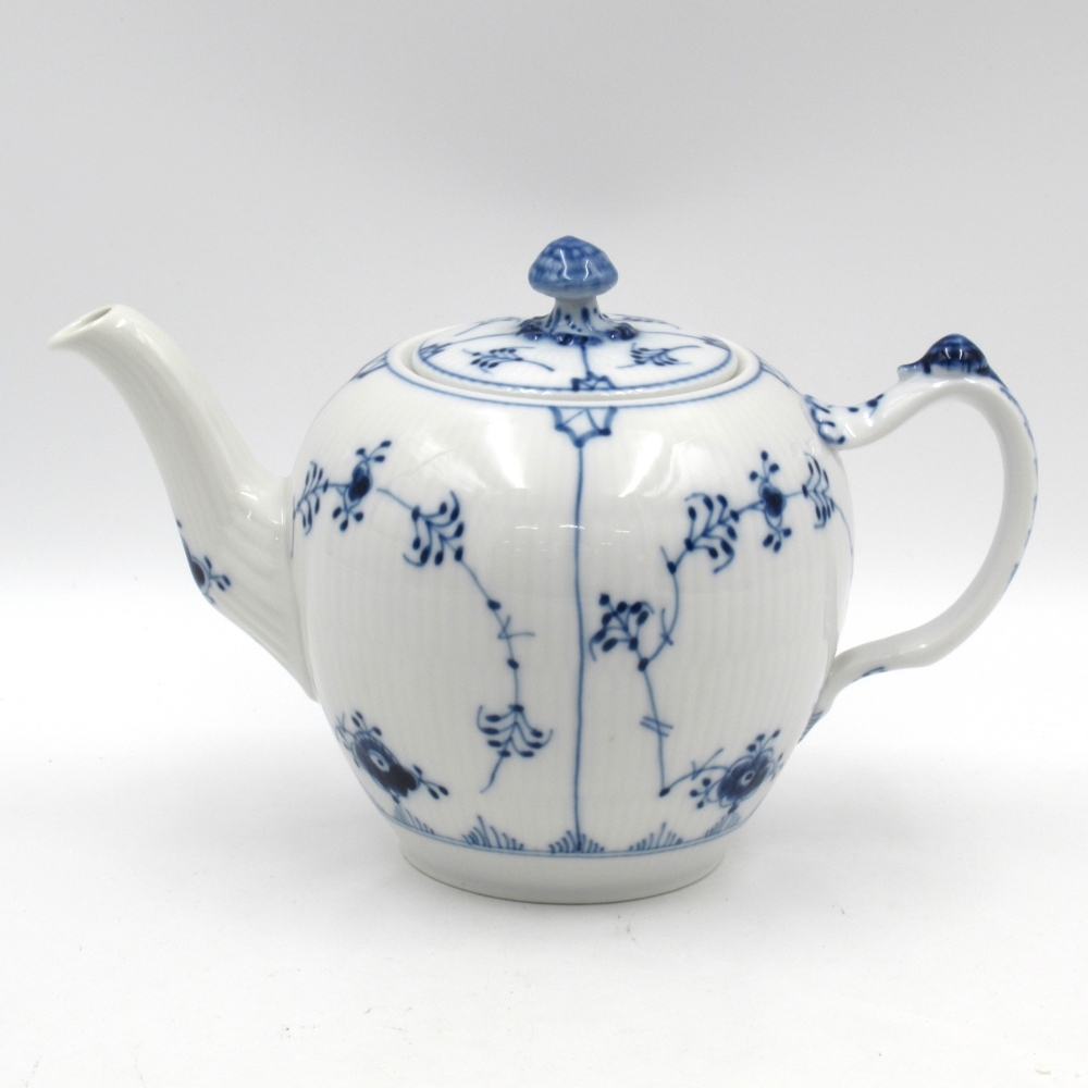 未使用　ロイヤルコペンハーゲン 茶器 ROYAL COPENHAGEN (ロイヤル・コペンハーゲン) 茶器セット 箱無