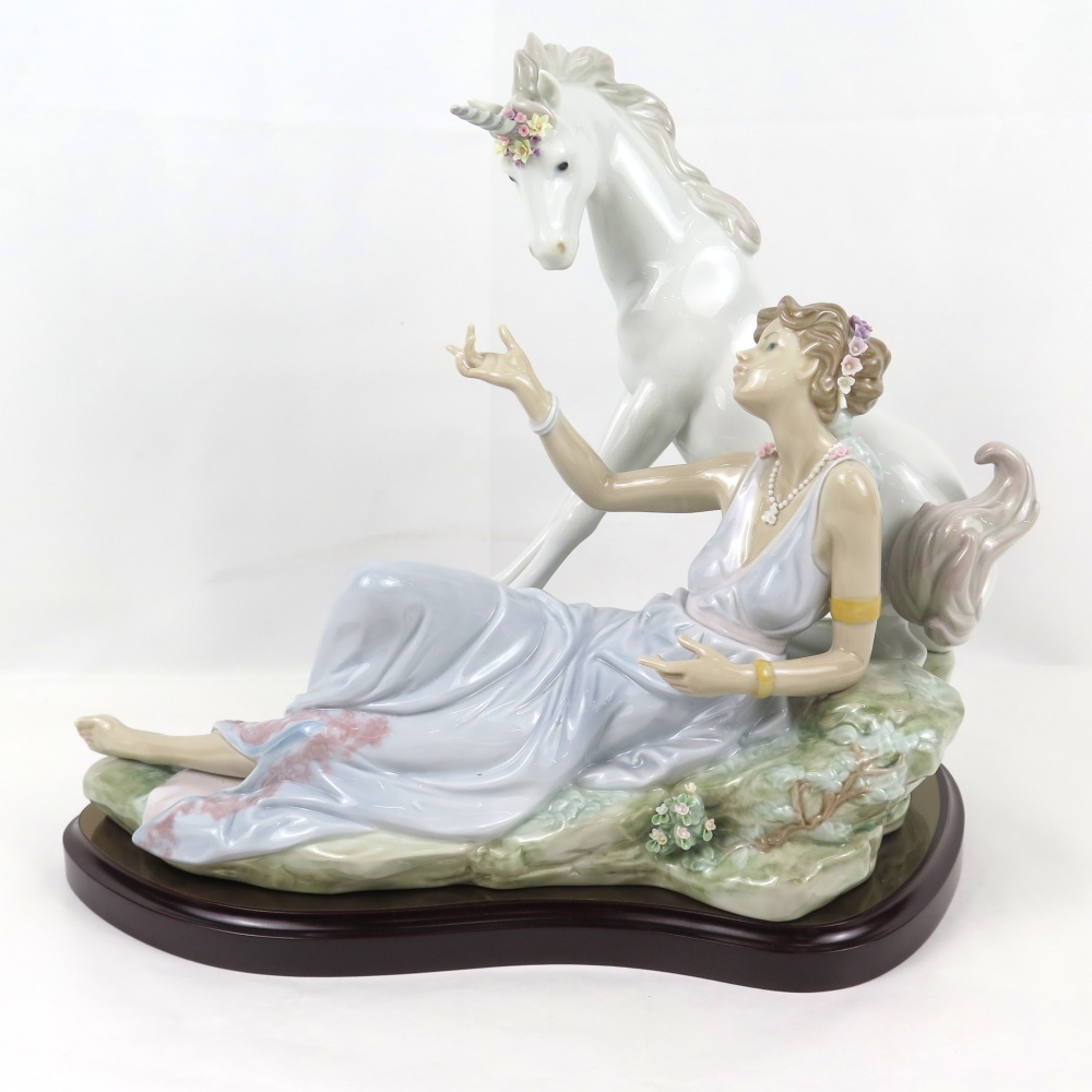 Lladro リヤドロ　陶器製カップルフィギュリン Lladro リヤドロ 陶器製カップルフィギュリン Lladro リヤドロ