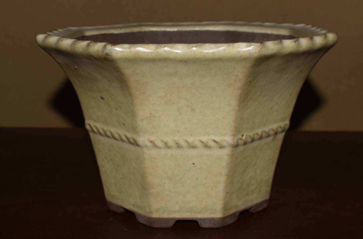 盆栽鉢　松泉焼　山秋作　山秋造　骨董品　欠け割れあります。 盆栽鉢 松泉焼 山秋作 山秋造 骨董品 欠け割れあります。