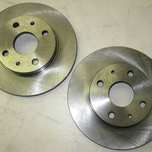 全国送料無料!ダイハツ LA700S・LA710S ウェイク用メーカー不明フロント ブレーキ ディスクローター 左右セット未使用品 R001